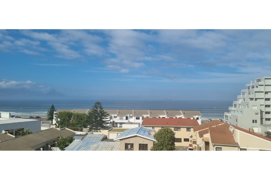 1 Bedroom Property for Sale in Beachfront Western Cape